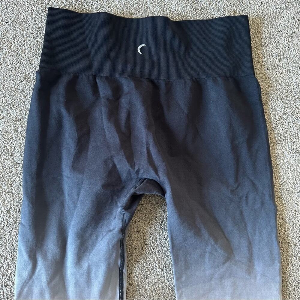 Zyia Active Ombr Performance Compression Leggings - image 4